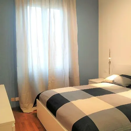 Carlos Bcs2 - Center - Apartamento *